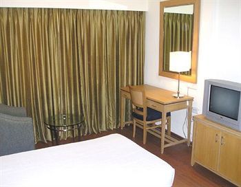 Rukmini Riviera Hotel Hyderabad Exterior photo